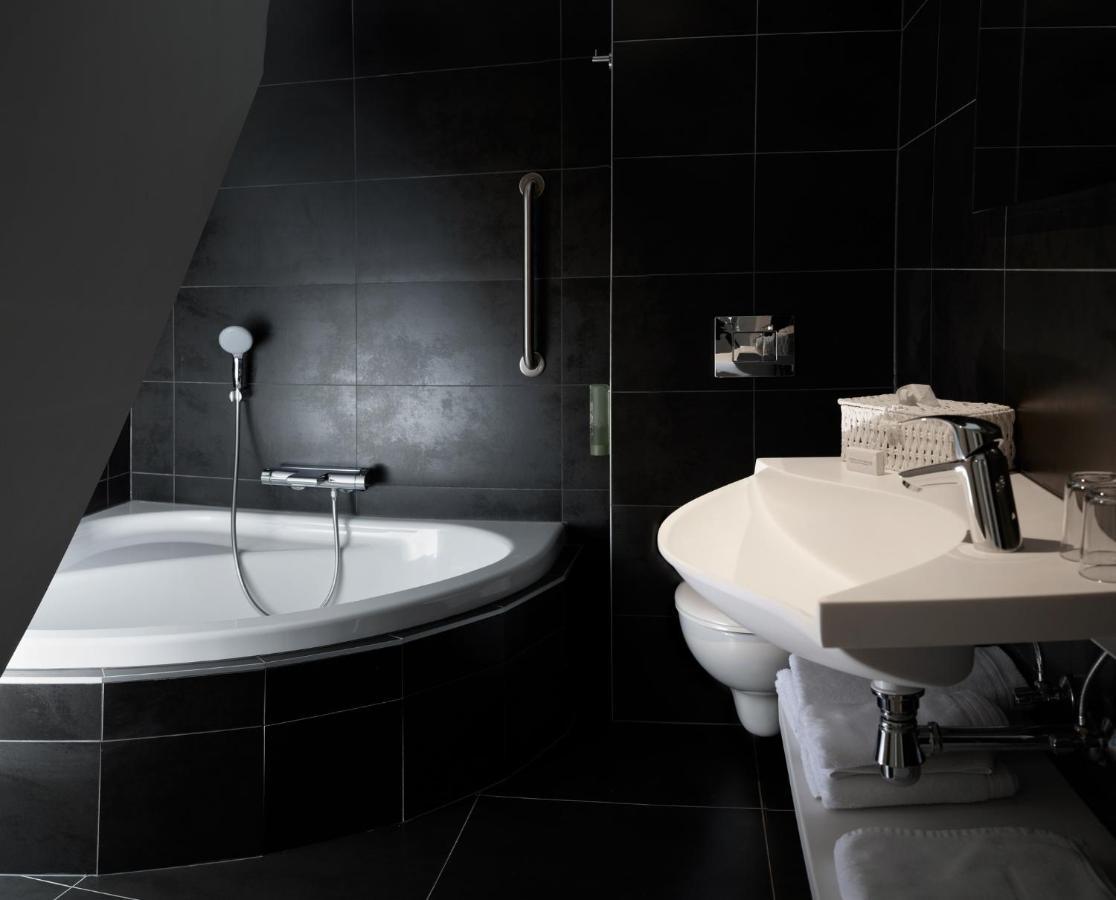 Le 24 Hotel Спа Экстерьер фото